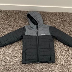 Columbia coat. Youth medium.